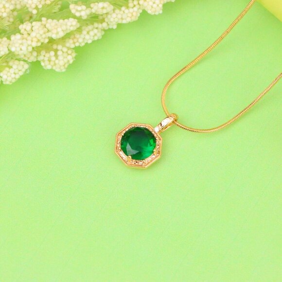 "Elegant Green Gem Pendant in Rose Gold Octagon Frame, XPPT1388 - Picture 13 of 13